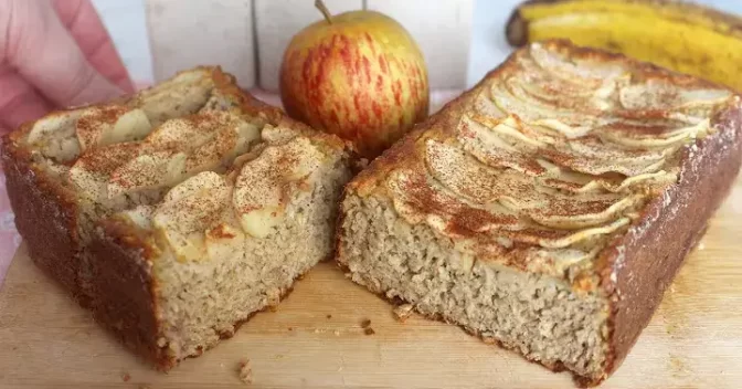 Bolos: Bolo de Banana, Maçã e Aveia é Muito bom com um Café