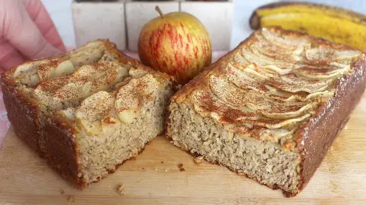 Bolos: Bolo de Banana, Maçã e Aveia é Muito bom com um Café 