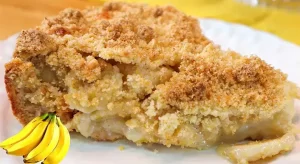 Cuca de Banana Cremosa com Leite Condensado e Leite Ninho Veja