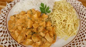 Strogonoff de Frango Perfeito, Receita Simples e Perfeita Para o Almoço