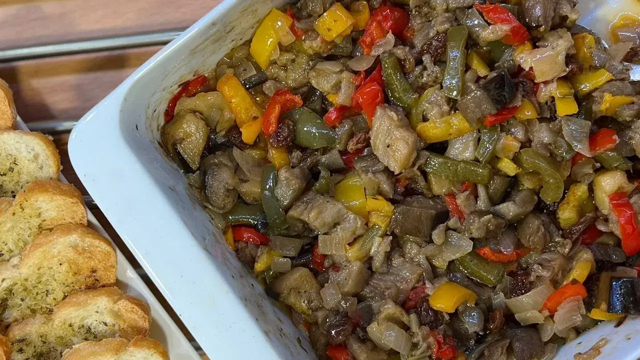 Caponata de Berinjela: Um Antipasto Fácil e Saboroso para Qualquer Momento