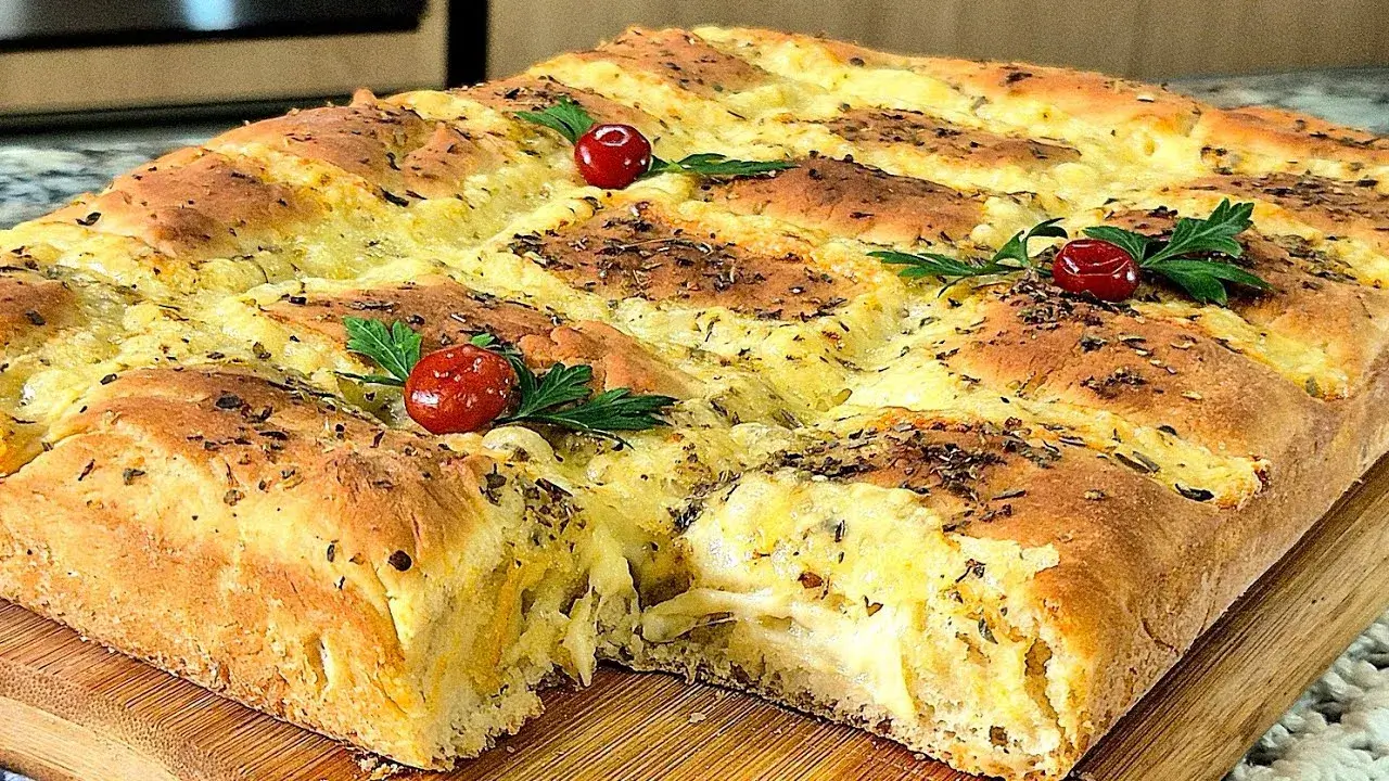 Pão Caseiro Quentinho e Super Saboroso Feito em Casa com Ingredientes Simples