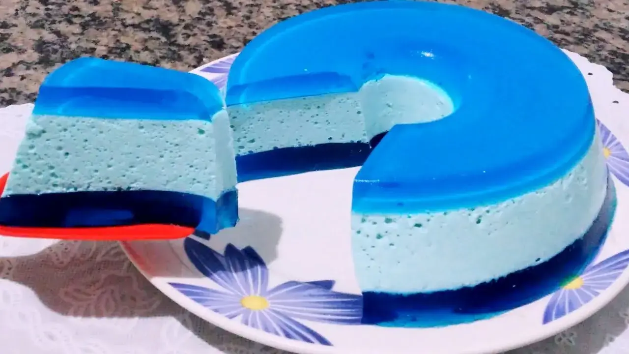 Sobremesa Colorida de Gelatina e Creme: Super Simples e Deliciosa para as Crianças