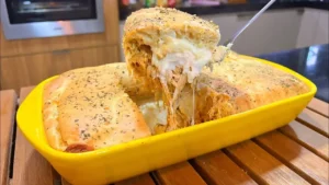 Torta de Frango Cremosa: Receita Fácil e Irresistível para a Família