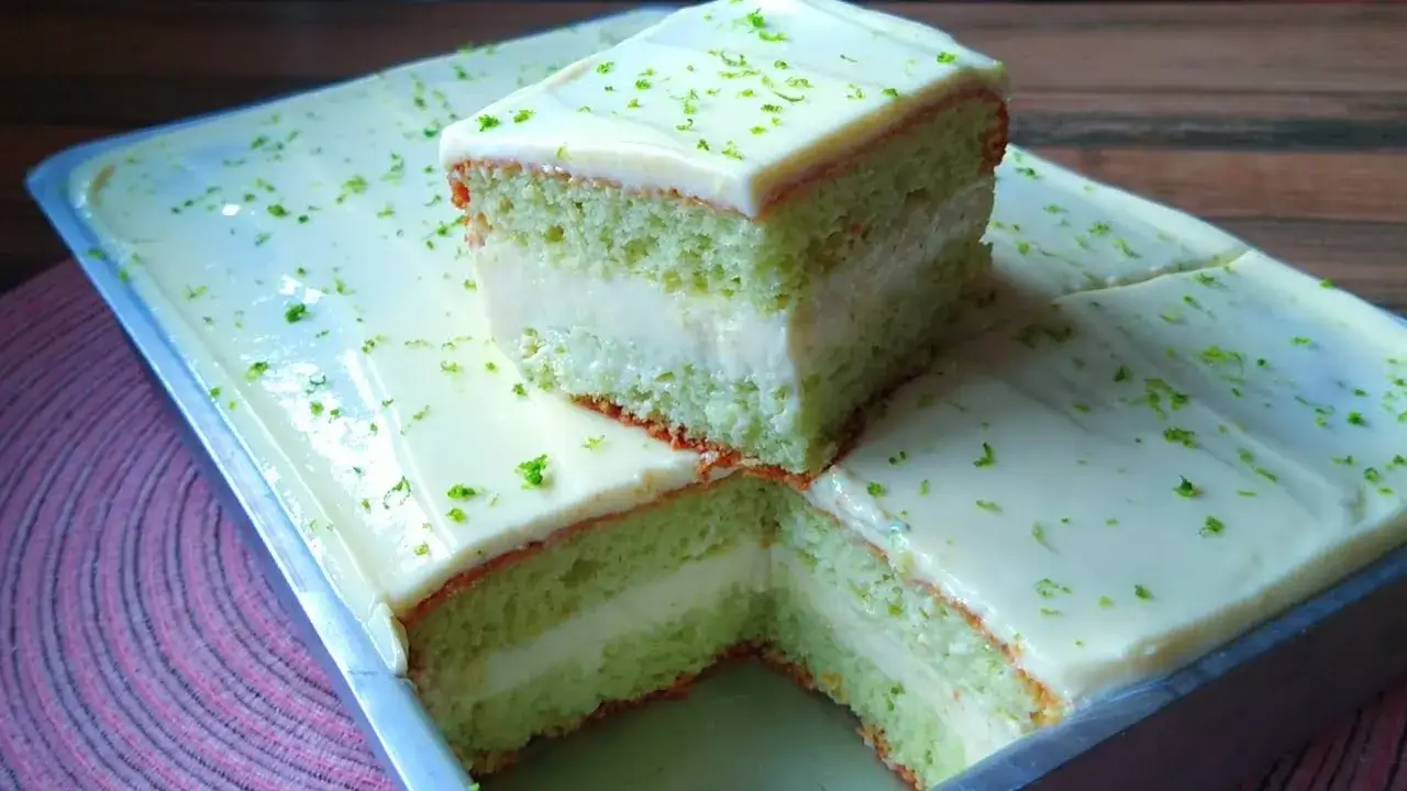 Bolo Gelado de Limão Nuvem: O Delicioso Bolo de Limão