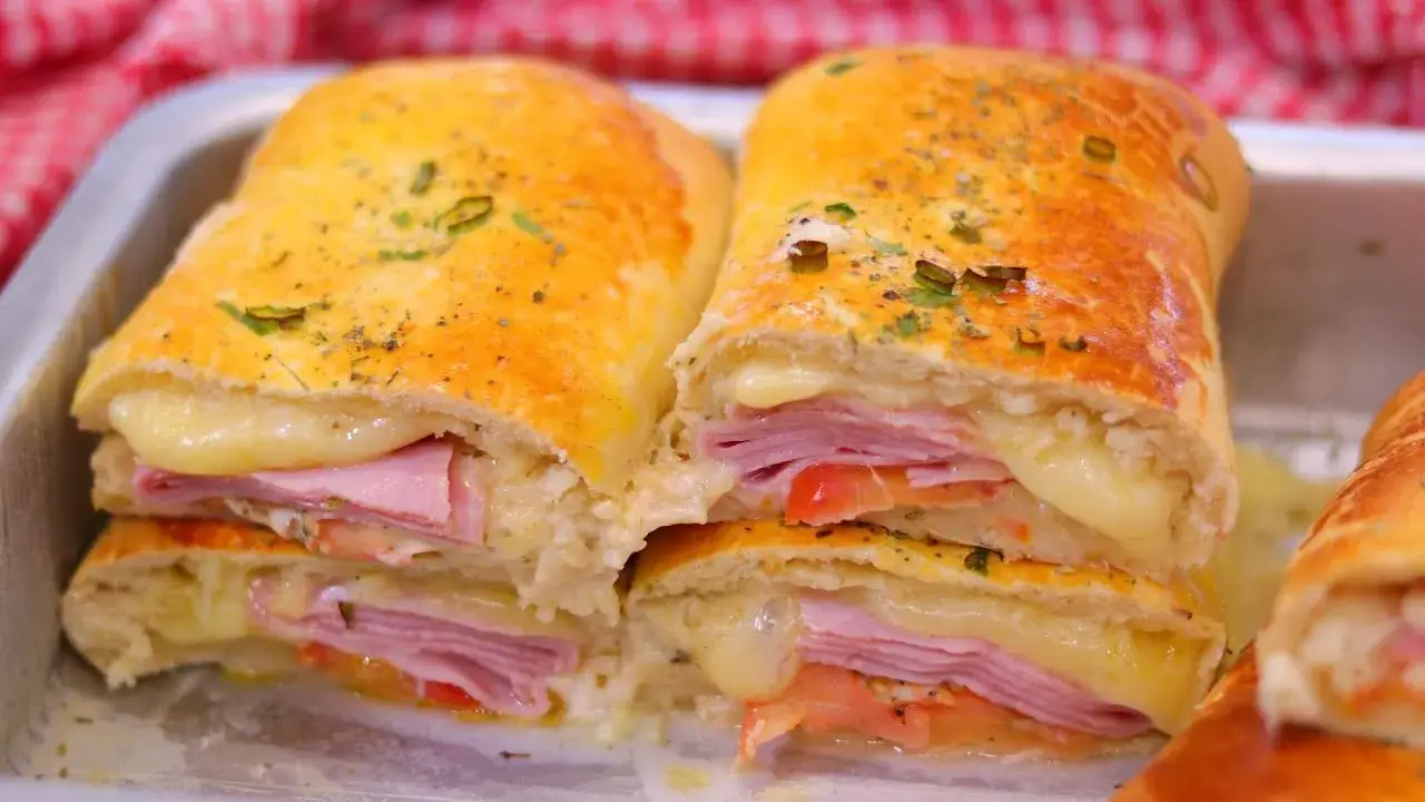 Joelho de Presunto e Queijo: Receita Fácil Que Você Precisa Fazer