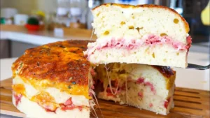 Pão Caseiro Recheado Fácil e Delicioso