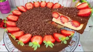 Torta Bombom de Morango, Uma Delícia Cremosa para Você Fazer