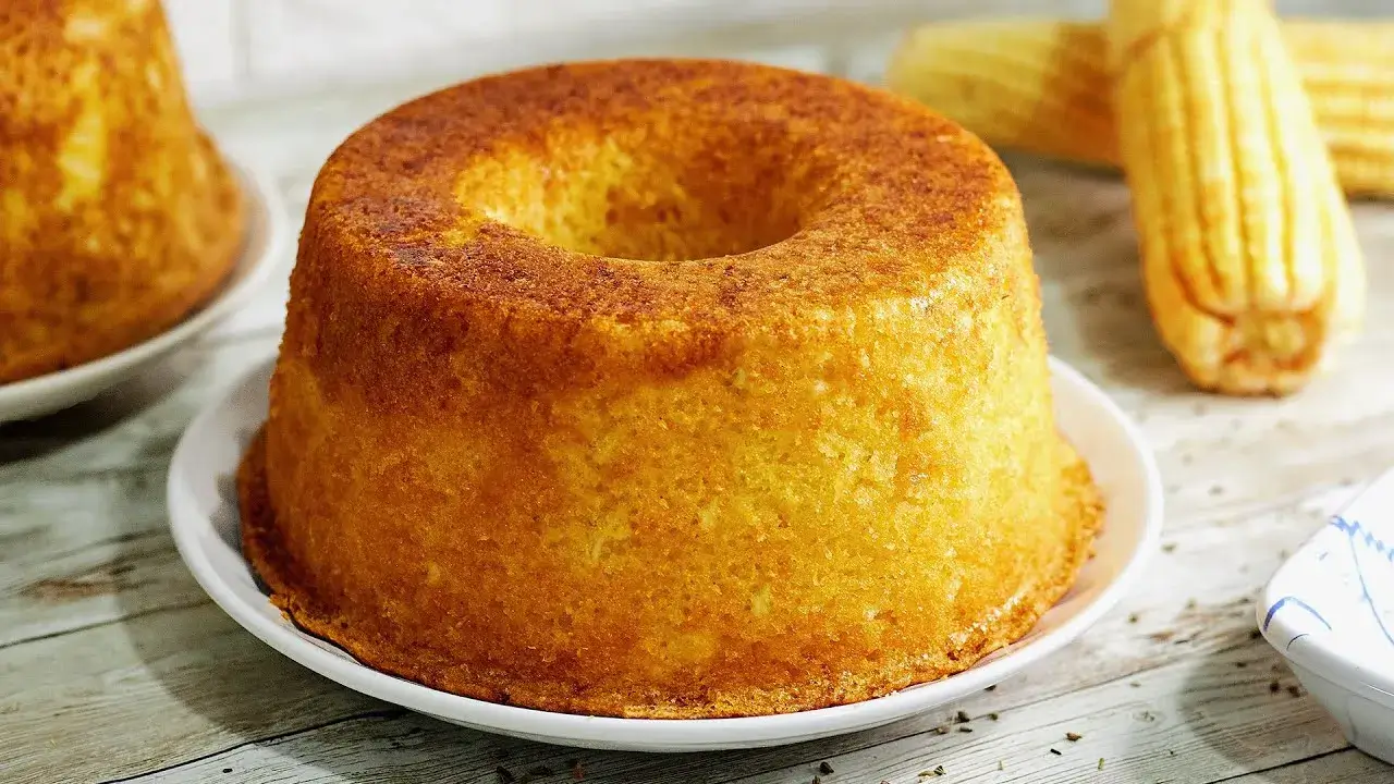 Aprenda a Fazer Bolo de Milho com Suco e Bagaço do Milho: Duas Receitas Fáceis e Econômicas