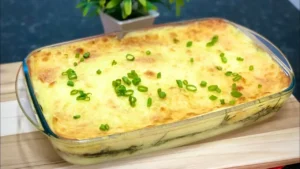 Escondidinho de Couve: O Prato Que Vai Transformar Seu Almoço