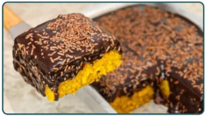 O Bolo de Cenoura Mais Fofinho com Cobertura de Chocolate: Aprenda Já