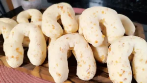 Biscoito de Polvilho Mineiro: Acompanhe Seu Café com Essa Receita Fácil