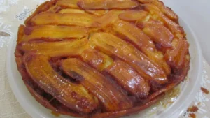 Bolo de Banana Caramelizado: Receita Fácil e Deliciosa para Acompanhar o Café
