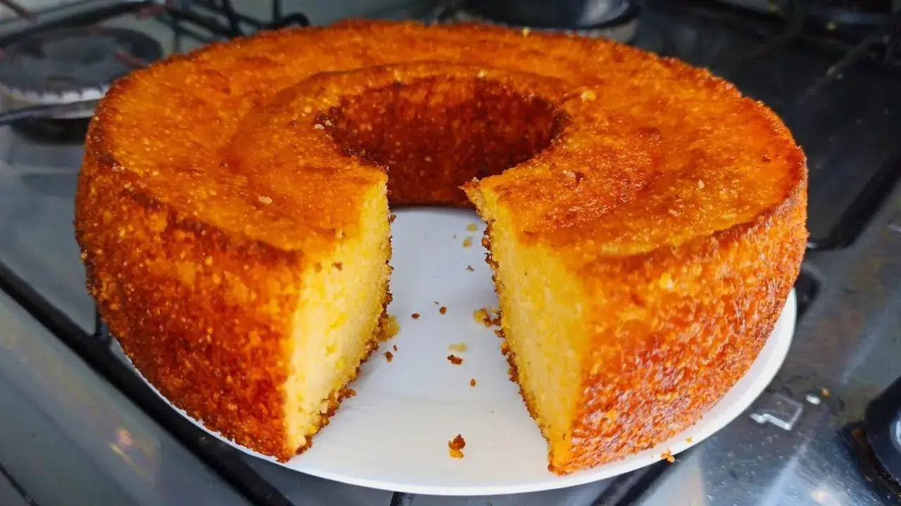 Bolo de Flocão com Dois Ovos: Um Café da Manhã Rápido e Econômico