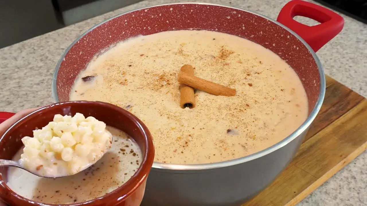 Canjica com Leite Condensado Cremosa: Receita Fácil e Perfeita para Reunir a Família