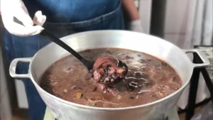 Feijoada Completa Caseira: Aprenda o Passo a Passo Vem Aprender!