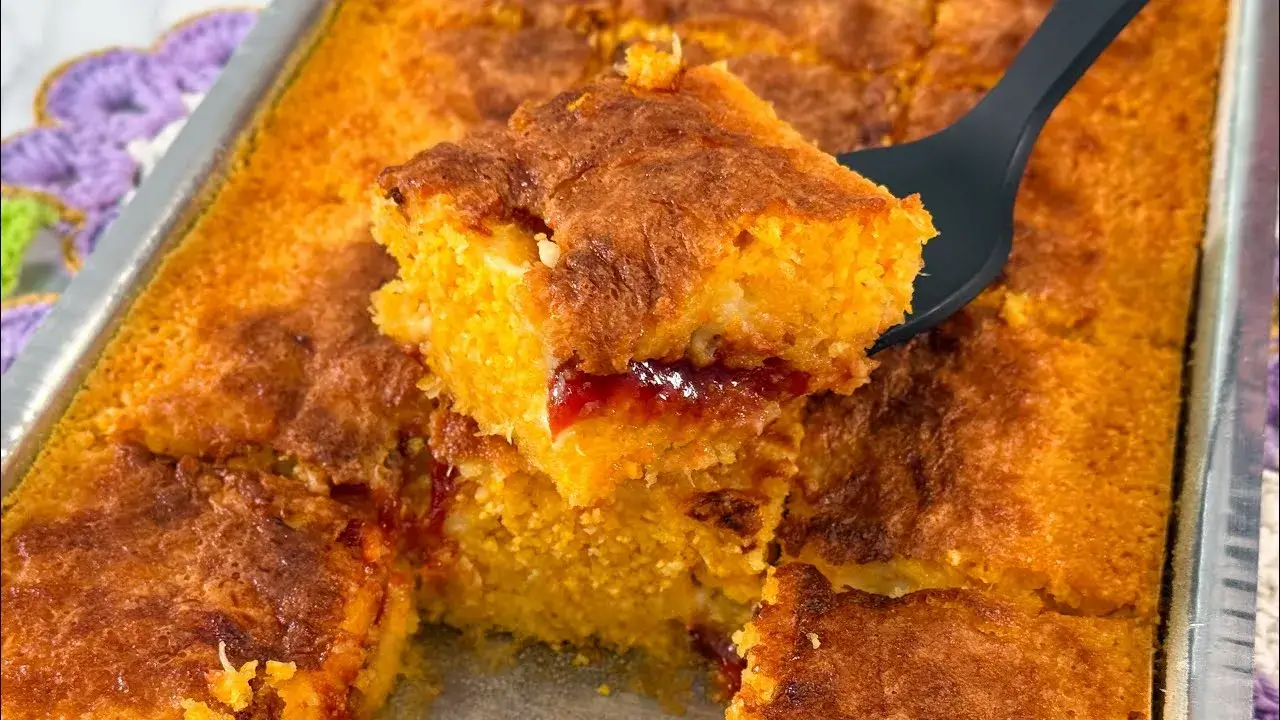 Bolo de Milho com Requeijão e Goiabada no Liquidificador: Receita Sem Trigo