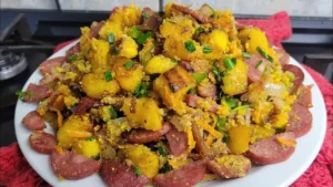 Farofa de Banana da Terra Simples e Saborosa Para Variar no Almoço