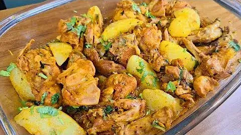 Galinha Guisada: Receita Fácil e Saborosa de Galinha Guisada