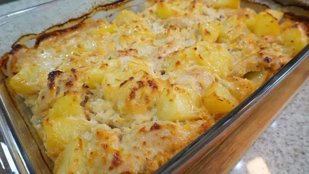 Peito de Frango com Batata e Creme de Cebola Fácil de Fazer