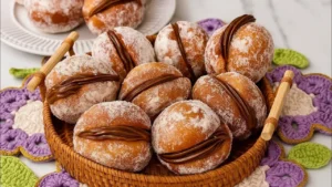 Receita de Sonho de Padaria Caseiro com Massa Macia e Recheio Cremoso