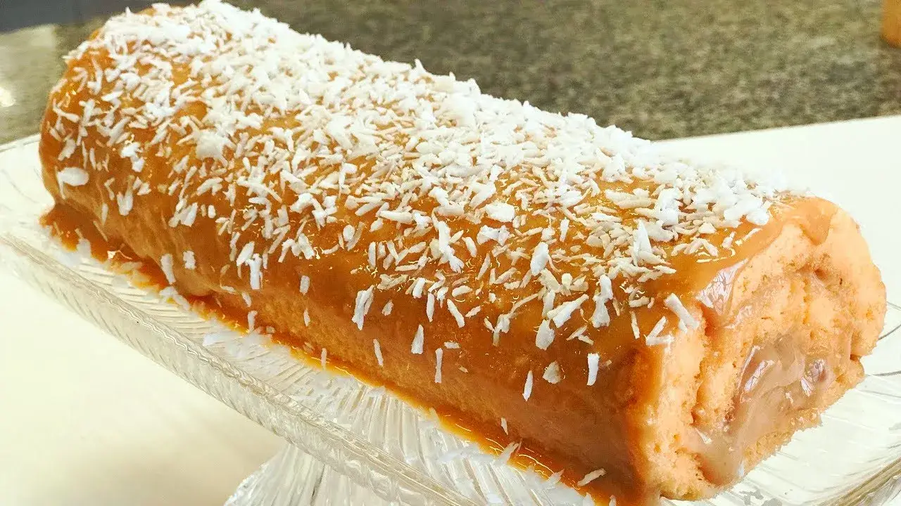 Rocambole de Doce de Leite Fofinho com Massa Leve e Deliciosa