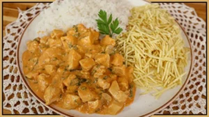 Strogonoff de Frango Tradicional: Receita Fácil e Saborosa