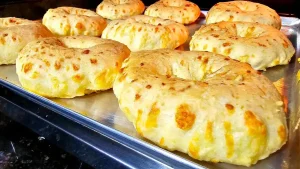 Biscoito de Queijo Crocante: Receita Fácil e Saborosa