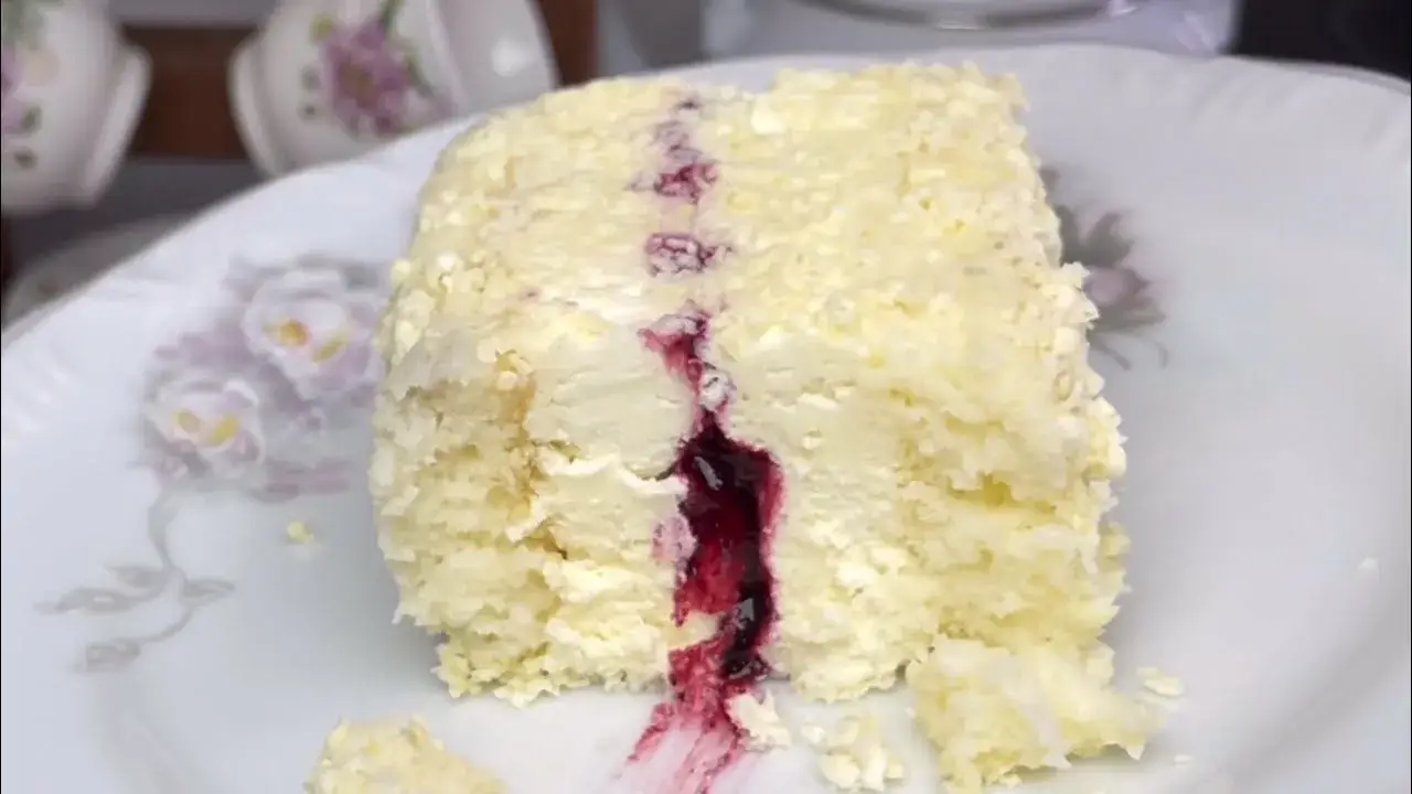 Bolo de Laka Gelado com Frutas Vermelhas, Aprenda a Fazer Passo a Passo