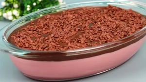 Mousse de Morango Tang: Sobremesa Cremosa e Fácil