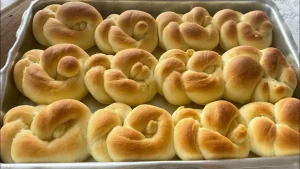 Rosca de Leite Ninho: Receita Fácil e Macia Para o Café