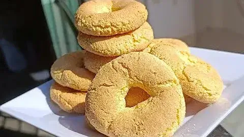 O biscoito de flocão é uma opção prática e deliciosa para o lanche ou café...
