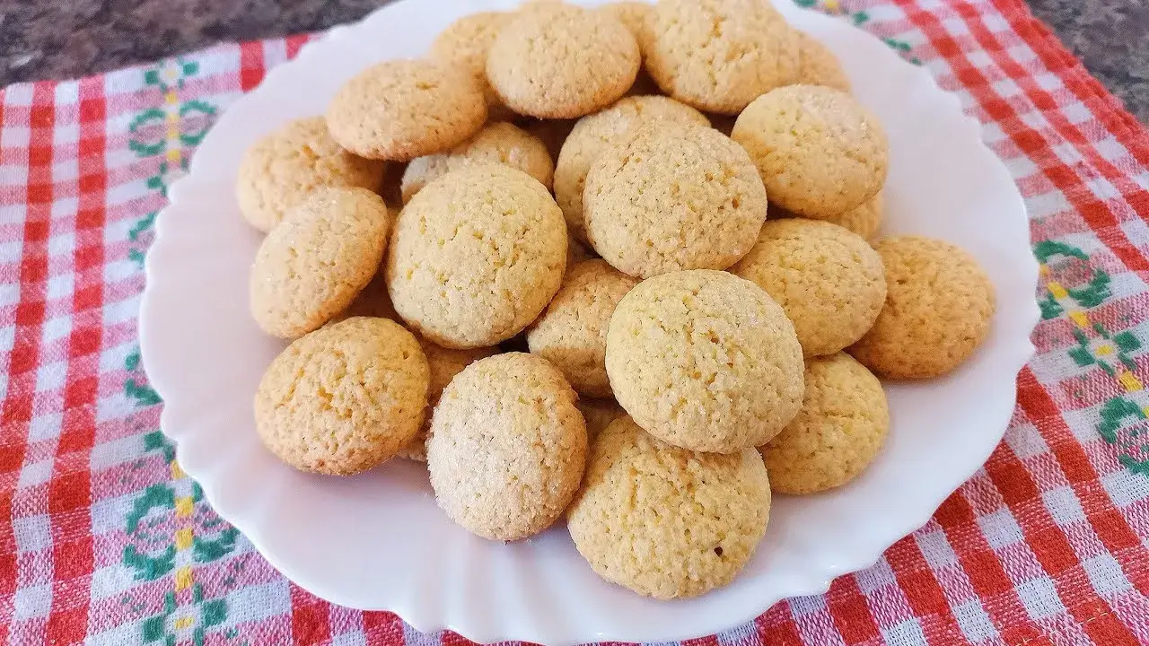 Broinha de Fubá Super Fácil e Rápida