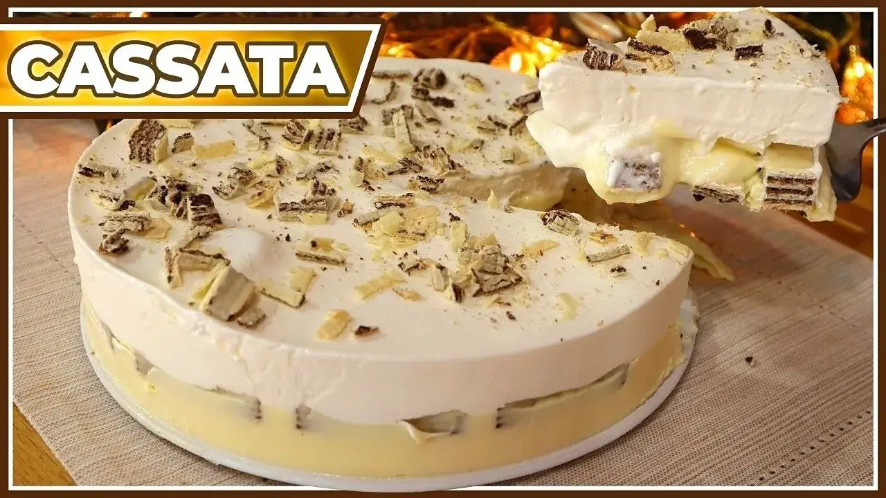 Cascata de Natal: Receita de Sobremesa Gelada com Bombom