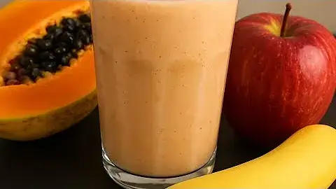 Esta vitamina pós-exercício é perfeita para tomar depois da academia, da caminhada ou até mesmo...