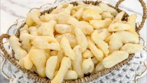 Descubra como Fazer Biscoitinho de Polvilho Crocante sem Ovos e sem Leite