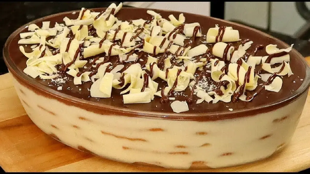 O Pavê de Chocolate Branco é a sobremesa perfeita para servir em ocasiões especiais ou...