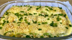 Rondelli de Abobrinha com Frango e Requeijão ao Molho Branco