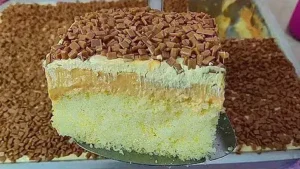 Bolo Gelado de Doce de Leite Fácil e Cremoso: Receita de Bolo Gelado de Doce de Leite
