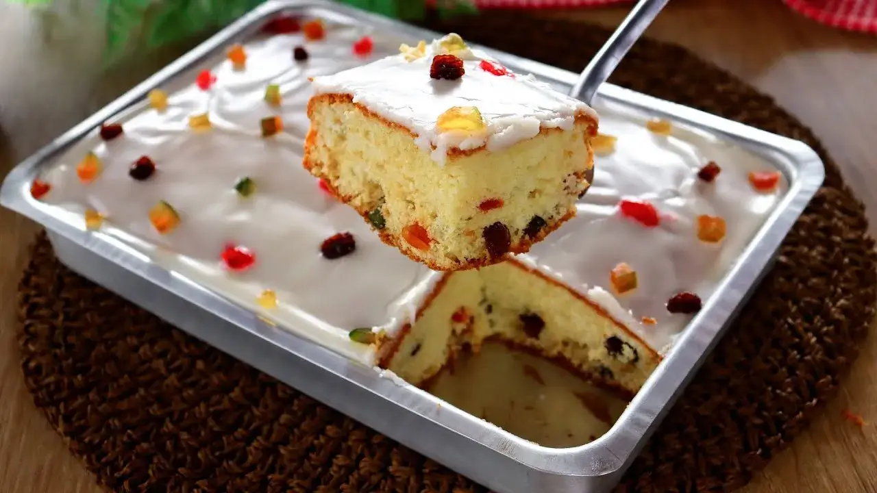 Bolo Natalino com frutas que surpreende no sabor