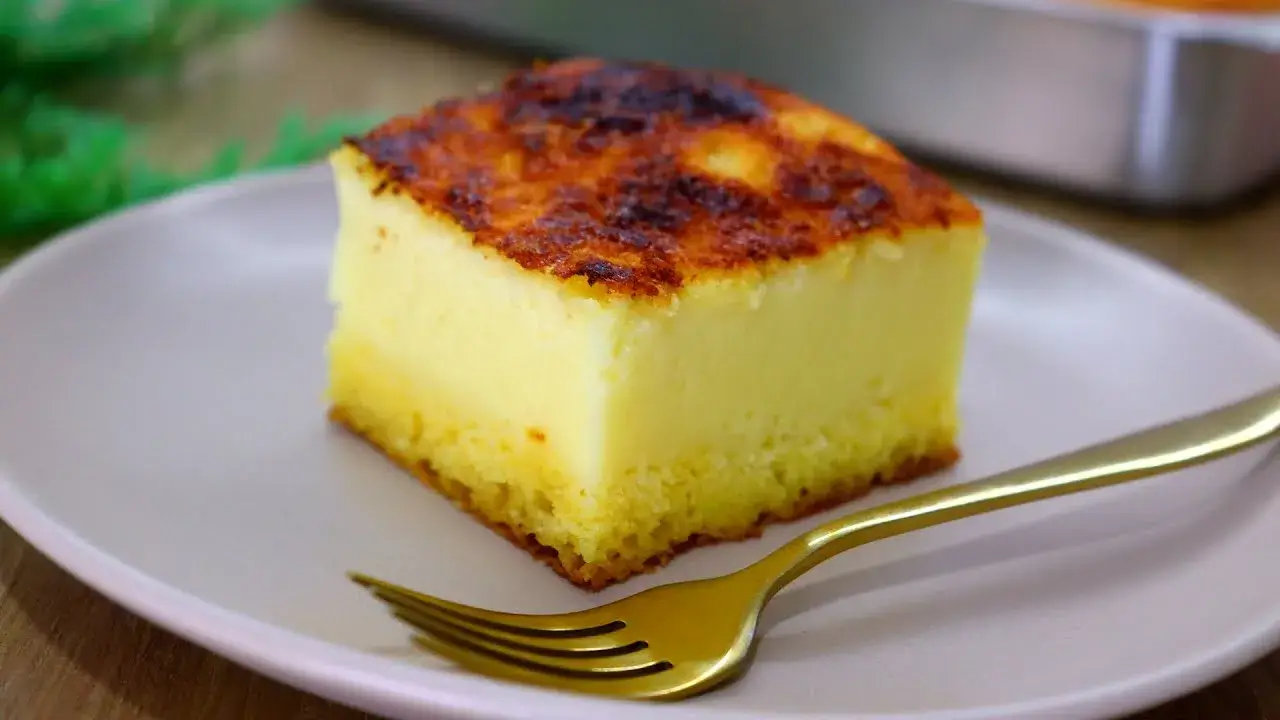 O bolo de fubá cremoso é uma receita prática, feita totalmente no liquidificador, perfeita para...