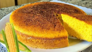 Bolo de milho fofinho que vai surpreender no sabor e na textura