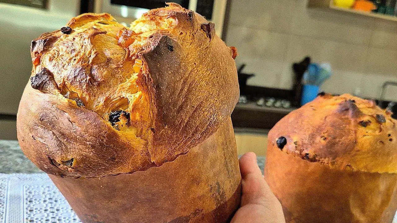 Panetone caseiro que dá super certo e fica com massa leve e desfiando
