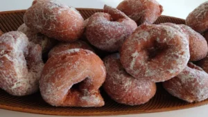 Rosquinha caseira que derrete na boca e combina com o café da tarde