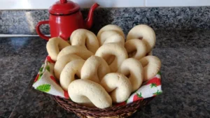 Rosquinha de polvilho doce assado para o cafezinho