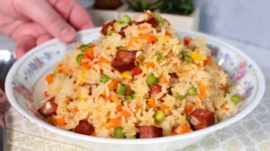 Arroz natalino colorido para deixar sua ceia ainda mais especial