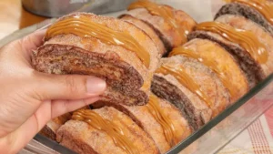 Rabanada recheada com doce de leite que conquista pelo sabor