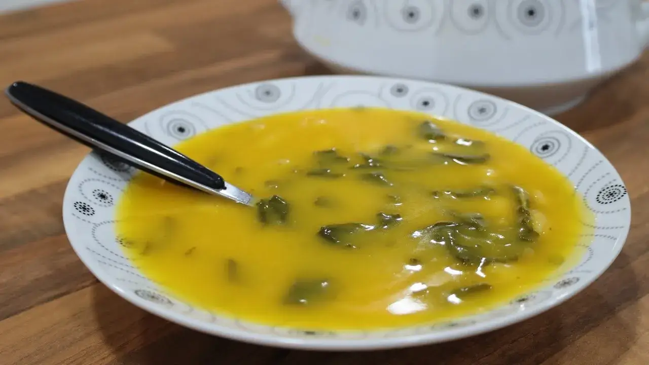 Sopa de Nabiças Tradicional com Abóbora e Feijão