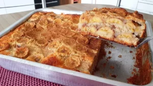 Torta de banana fácil e caseira para o dia a dia