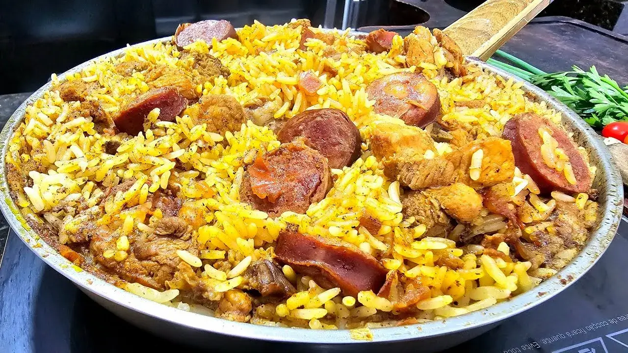 Arroz com Suã Soltinho e Bem Temperado para a Família